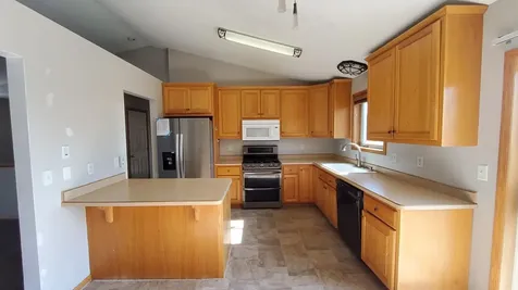 307 13th Avenue N Princeton MN 55371