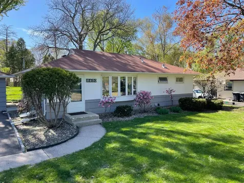 8430 Knox Avenue S Bloomington MN 55431