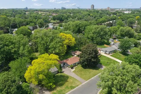 8430 Knox Avenue S Bloomington MN 55431