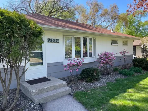 8430 Knox Avenue S Bloomington MN 55431
