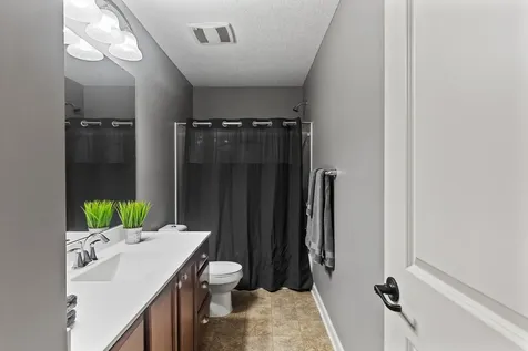 3403 Chestnut Lane Eagan MN 55123