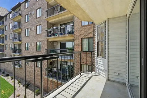2601 Kenzie Terrace Saint Anthony MN 55418
