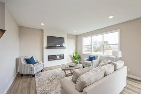 752 Rosebud Lane Delano MN 55328