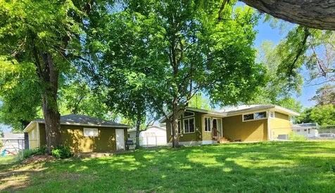 2819 Nash Road Brooklyn Center MN 55430