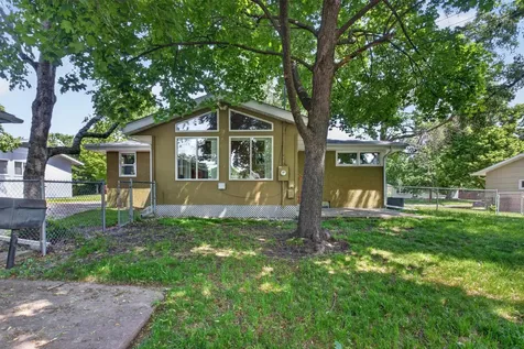 2819 Nash Road Brooklyn Center MN 55430