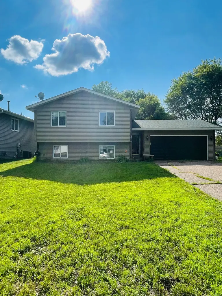 18325 Embers Avenue Farmington MN 55024