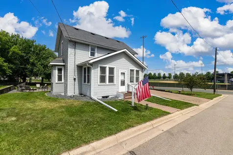 440 Louisa Street Hamburg MN 55339