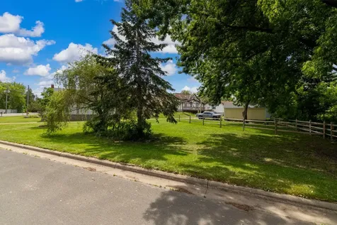 440 Louisa Street Hamburg MN 55339