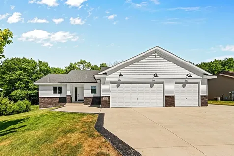 604 Nelson Lane Center City MN 55012
