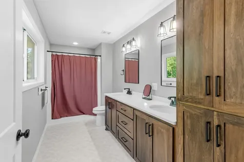 604 Nelson Lane Center City MN 55012