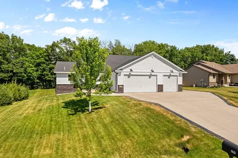 604 Nelson Lane Center City MN 55012