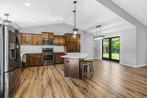 604 Nelson Lane Center City MN 55012