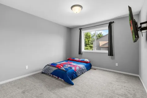 604 Nelson Lane Center City MN 55012