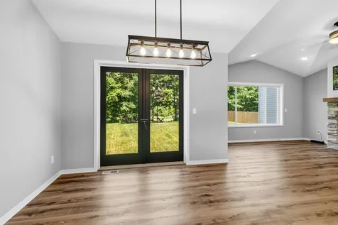 604 Nelson Lane Center City MN 55012