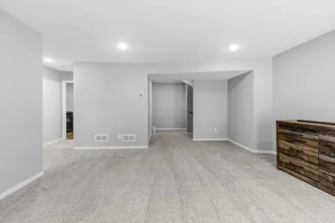 604 Nelson Lane Center City MN 55012