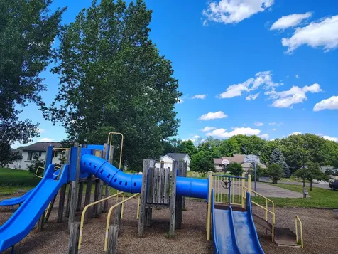 604 Nelson Lane Center City MN 55012
