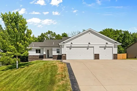604 Nelson Lane Center City MN 55012