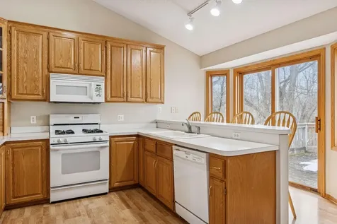 9487 Winslow N Maple Grove MN 55311