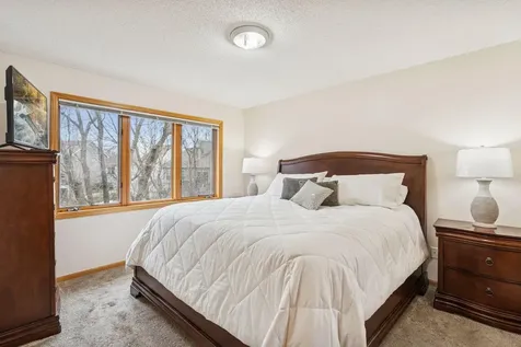 9487 Winslow N Maple Grove MN 55311