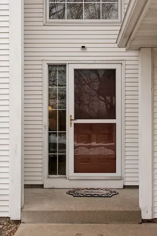 9487 Winslow N Maple Grove MN 55311