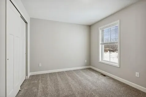 9422 4th Street N Lake Elmo MN 55042