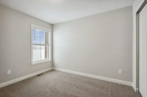 9422 4th Street N Lake Elmo MN 55042