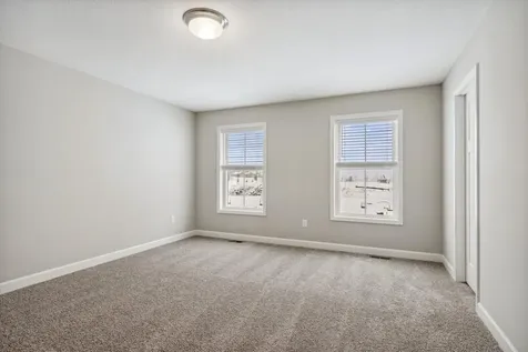 9422 4th Street N Lake Elmo MN 55042