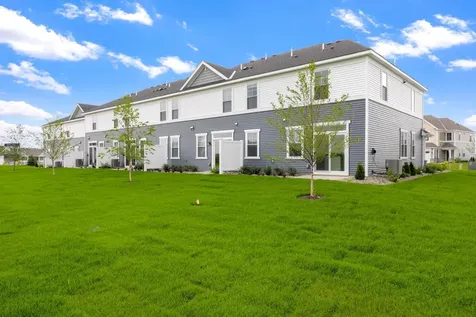 9422 4th Street N Lake Elmo MN 55042