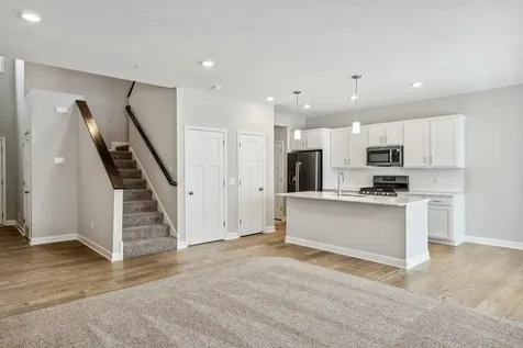 9422 4th Street N Lake Elmo MN 55042