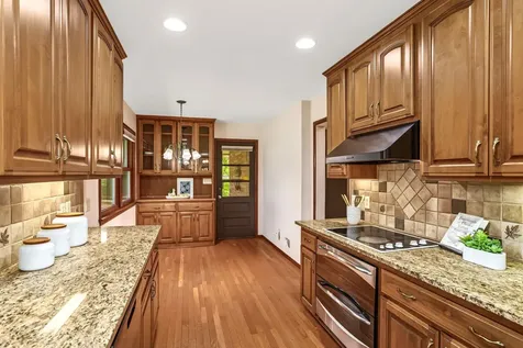 2918 Armour Terrace Saint Anthony MN 55418