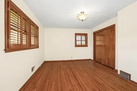 2918 Armour Terrace Saint Anthony MN 55418