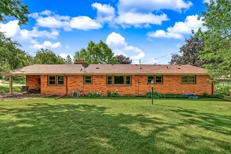 2918 Armour Terrace Saint Anthony MN 55418