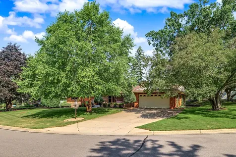 2918 Armour Terrace Saint Anthony MN 55418