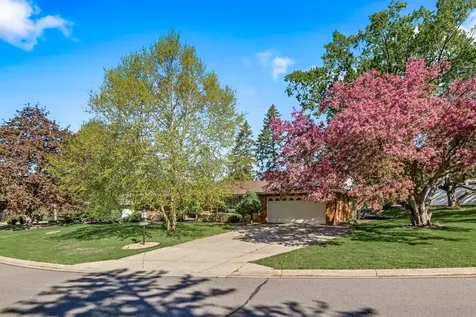 2918 Armour Terrace Saint Anthony MN 55418
