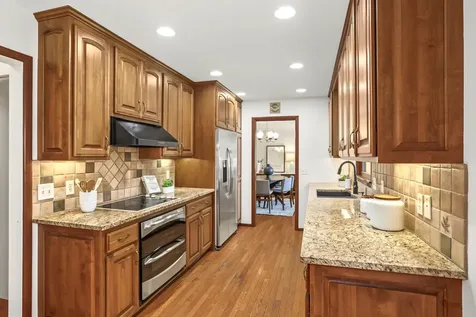 2918 Armour Terrace Saint Anthony MN 55418