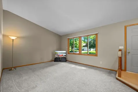 9199 Orchid Lane N Maple Grove MN 55369