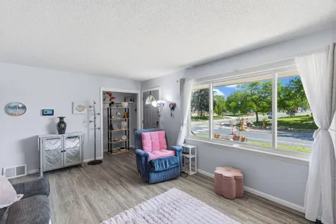 6280 7th Street NE Fridley MN 55432