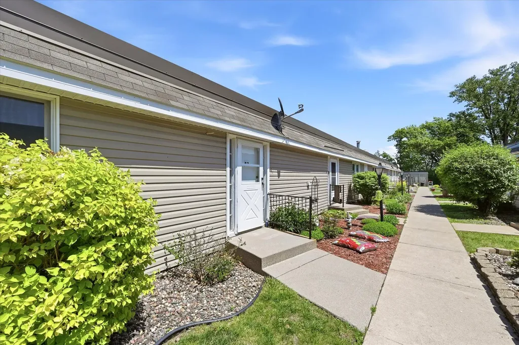 6081 Paris Avenue N Stillwater MN 55082