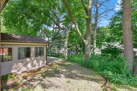 400 Interlachen Road Burnsville MN 55306