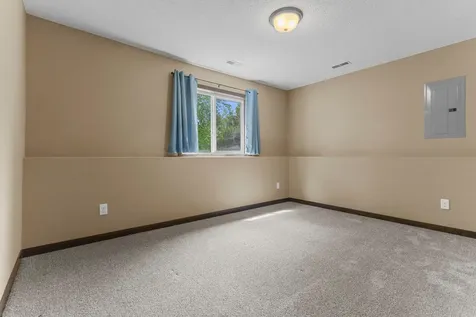 415 15th Avenue S Princeton MN 55371