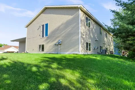 415 15th Avenue S Princeton MN 55371