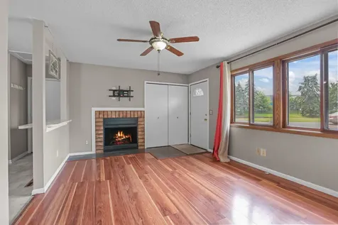 7905 85th Court N Brooklyn Park MN 55445
