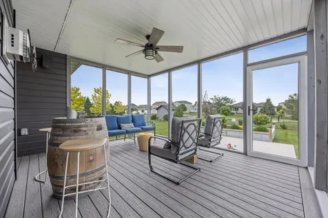 2865 Mcleod Drive E West Fargo ND 58078