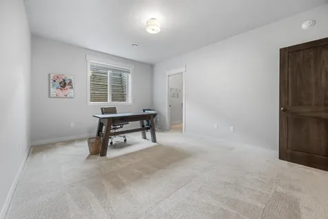 2865 Mcleod Drive E West Fargo ND 58078