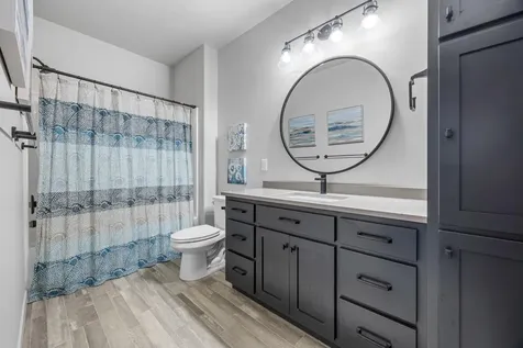 2865 Mcleod Drive E West Fargo ND 58078