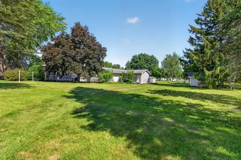 807 Washington Avenue Wabasha MN 55981