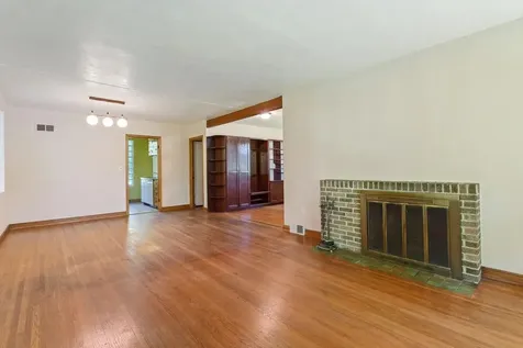 1895 Fairview Avenue N Falcon Heights MN 55113