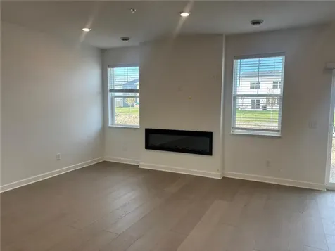 1075 Anmeadle Row Rosemount MN 55068