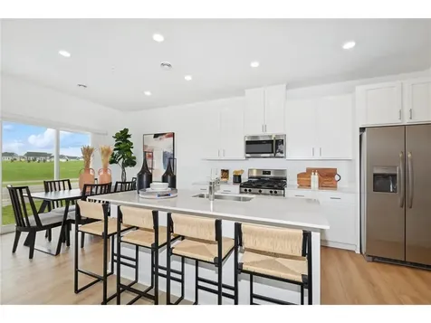 1075 Anmeadle Row Rosemount MN 55068