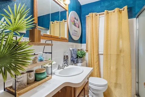 3217 Welcome Avenue N Crystal MN 55422